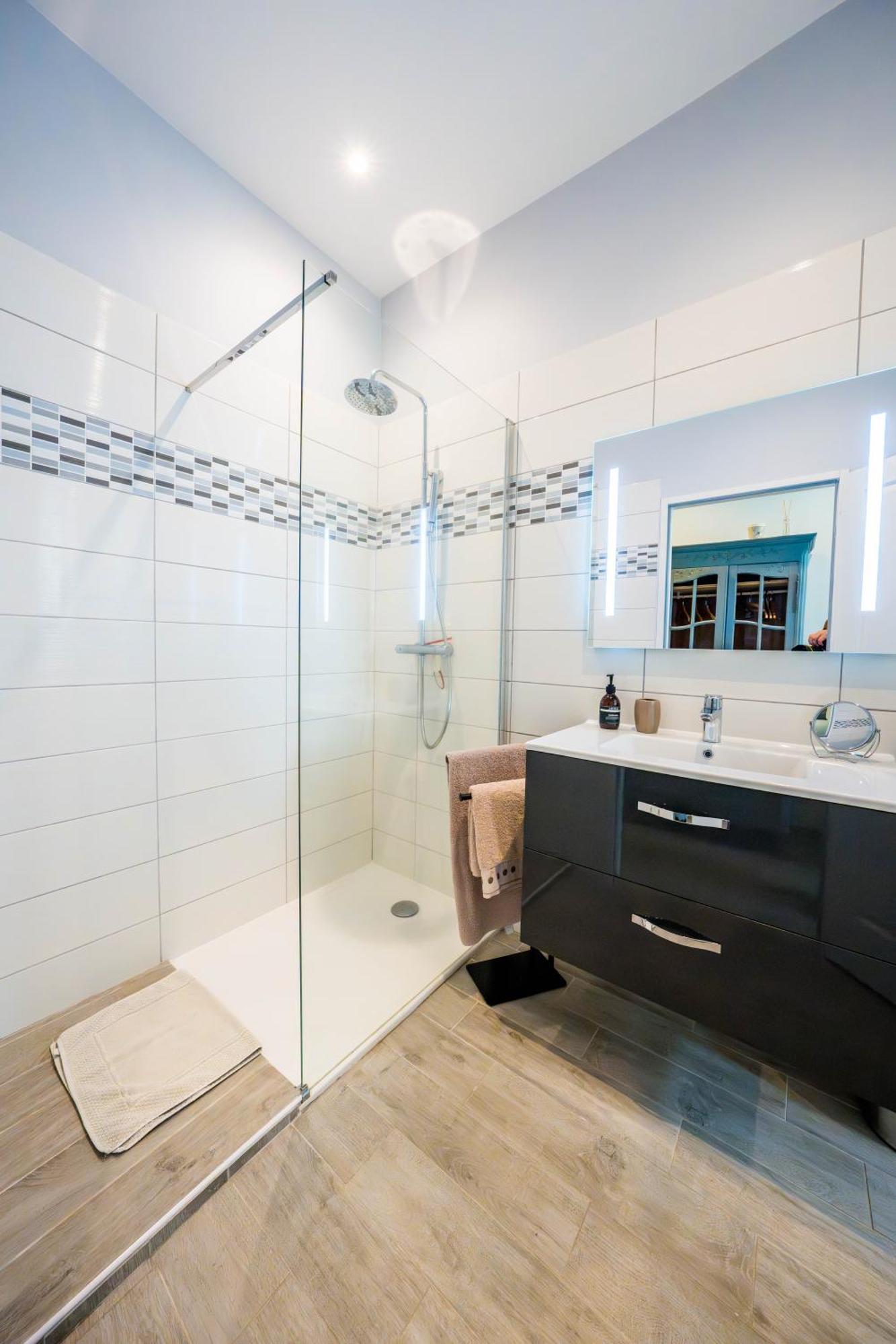La Maison Jaffran, Suite En Ville Privas Exteriör bild