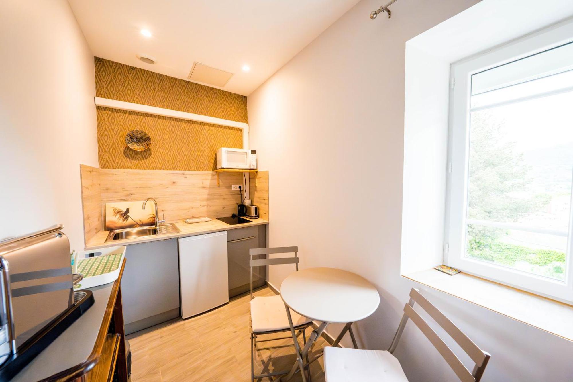 La Maison Jaffran, Suite En Ville Privas Exteriör bild